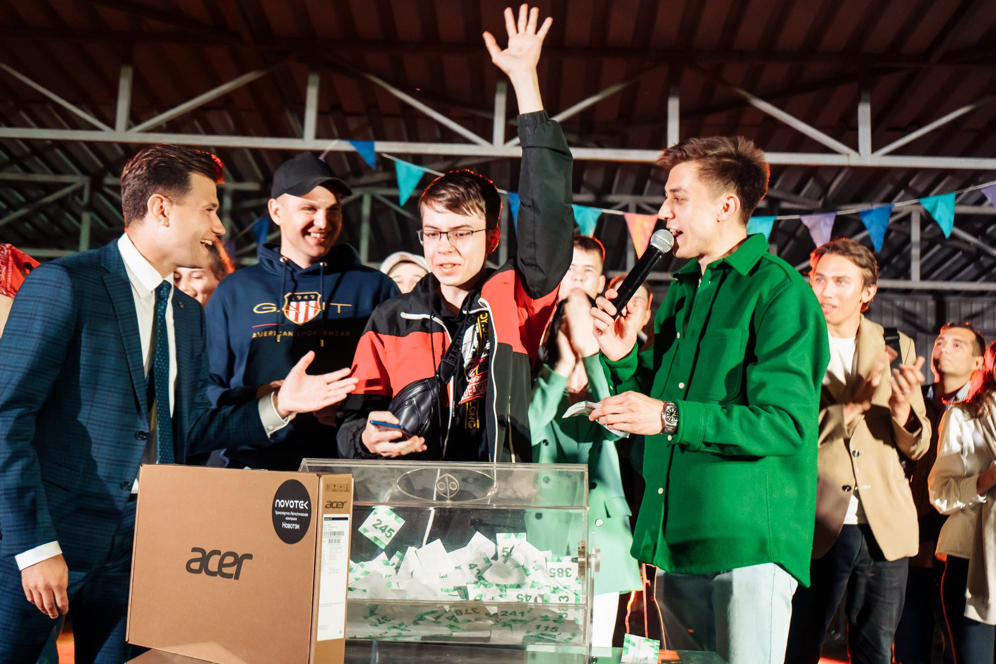 Первокурсник ИрГУПС выиграл ноутбук | ИрГУПС