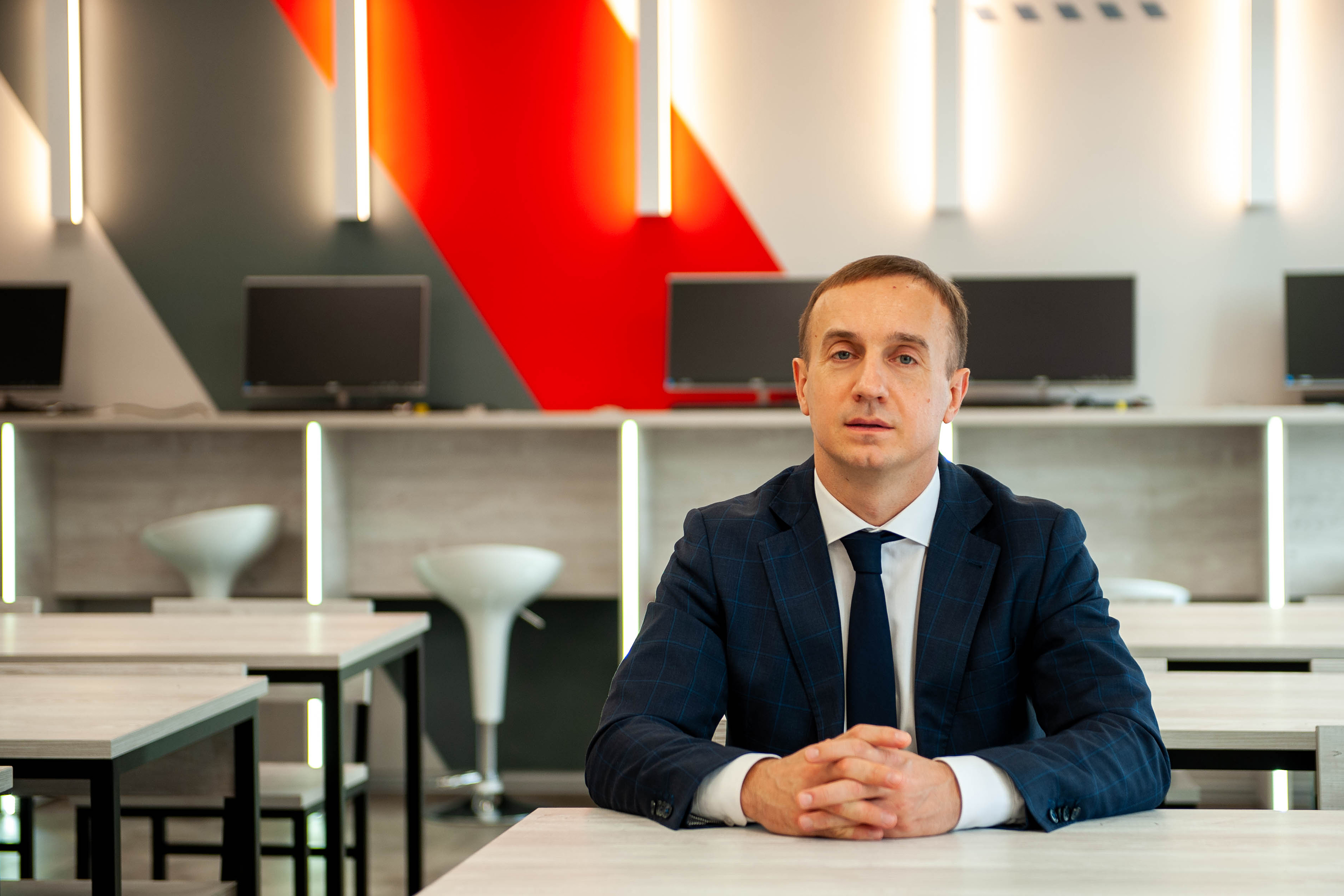 Директор КрИЖТ