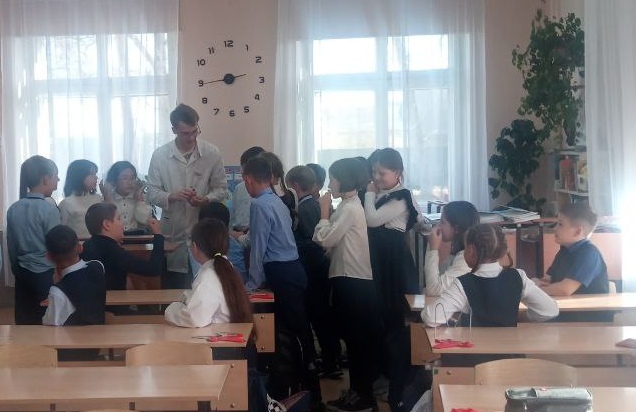 Студенты МК ЖТ ИрГУПС провели интерактивное занятие в МБОУ г. Иркутска ООШ № 68