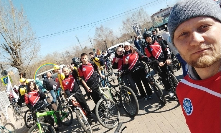 Студенты УУКЖТ ИрГУПС приняли участие в велопробеге Победы
