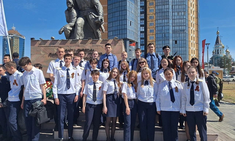 Студенты УУКЖТ ИрГУПС приняли участие в митинге «Мы этой памяти верны», посвященный 79-ой годовщине Победы в Великой Отечественной войне.