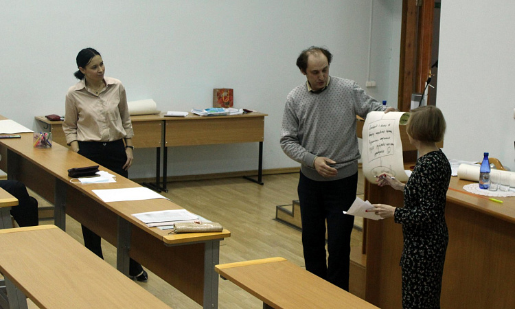 3 декабря состоялся психолого-педагогический семинар «Основы построения эффективного взаимодействия СТУДЕНТ-ПЕДАГОГ» среди преподавателей УУКЖТ