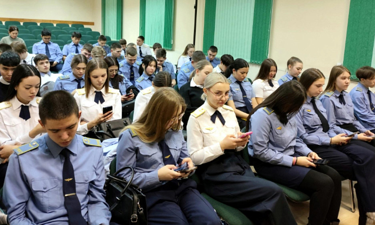 В УУКЖТ ИрГУПС проходят лекции Открытого лектория Студенческой лиги лекторов РБ