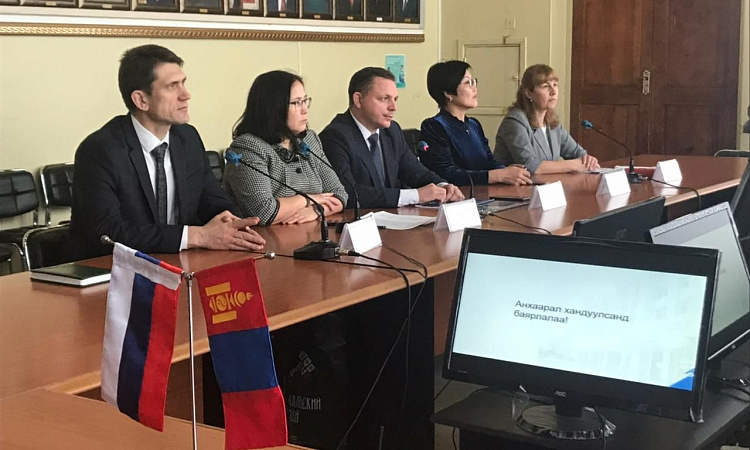 Директор ЗабИЖТ в составе делегации побывал в Монголии