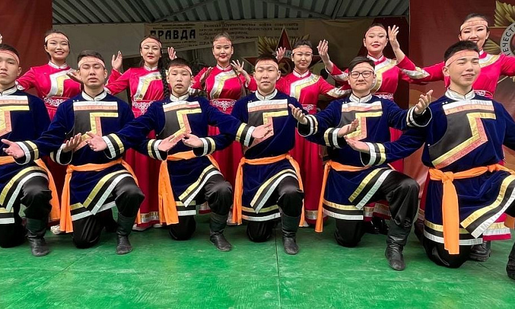 Ансамбль танца "Аянга" стал лауреатом Областного конкурса "Студенческая весна" в номинации "Танцевальное направление - народный танец"