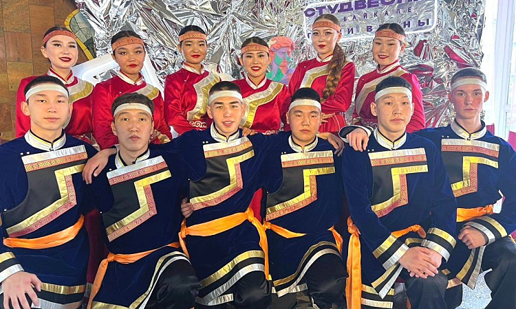 16 апреля ансамбль танца «Аянга» принимает участие в областном фестивале студенческого творчества «Студенческая Весна»