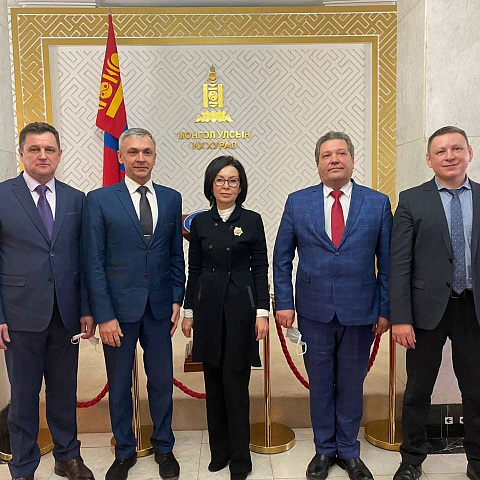 Российско-монгольское сотрудничество в области образования, его состояние и перспективы: делегация Совета ректоров Иркутской области посетила Улан-Батор