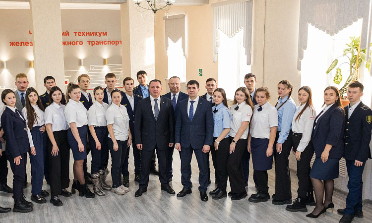 Поздравление Начальника Забайкальской железной дороги Владимира Антонца