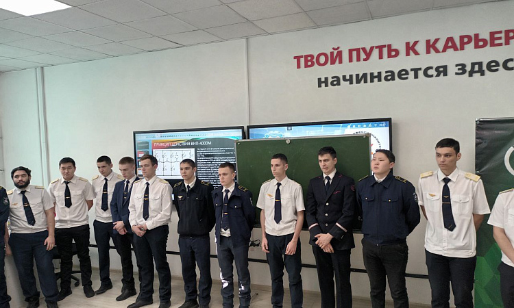 Завершилась защита дипломных проектов студентов 1 выпуска исторического проекта ПРОФЕССИОНАЛИТЕТ на специальности 23.02.06. Техническая эксплуатация подвижного состава железных дорог. 