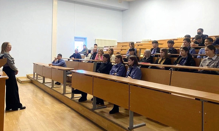 Встреча студентов УУКЖТ ИрГУПС по вопросам социальной защиты детей-сирот и детей, оставшихся без попечения родителей