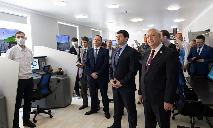 Читинский железнодорожный техникум получил новый тренажерный комплекс