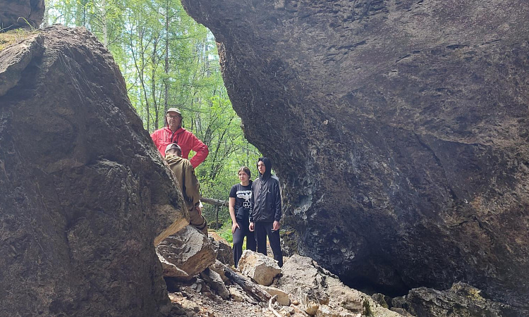 Джугдейский грот: из путешествий команды «Бурундуки»