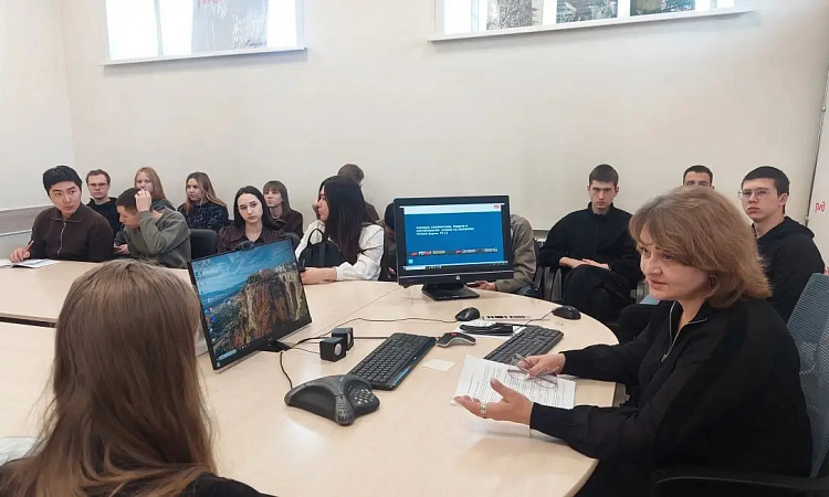 Выездное занятие для студентов ЗабИЖТ прошло в Центре фирменного транспортного обслуживания