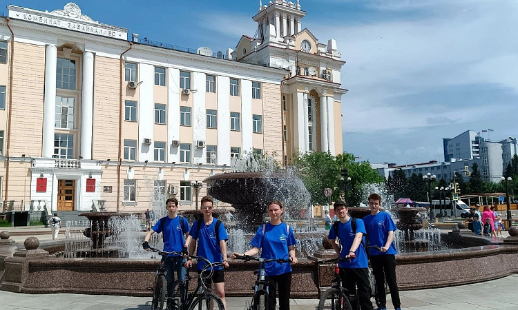 Студенты УУКЖТ приняли участие в велопробеге "Против наркотиков – 2023"