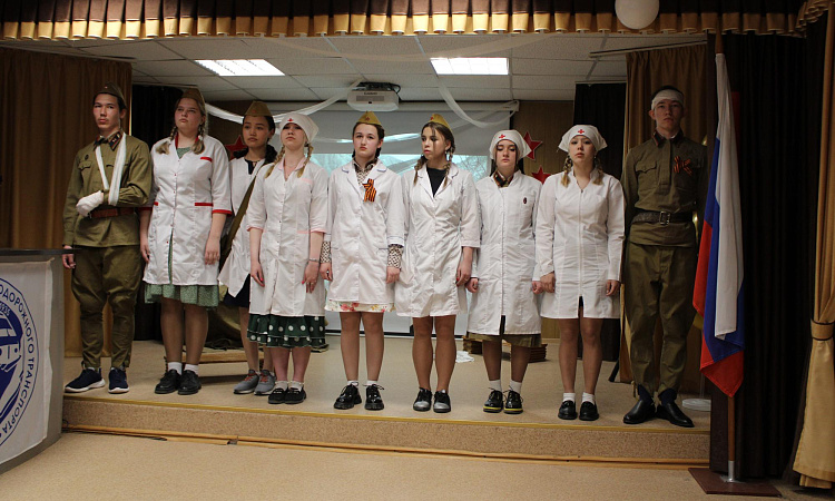 Классные часы, посвященные подвигу медработников во время ВОВ для студентов МК ЖТ ИрГУПС