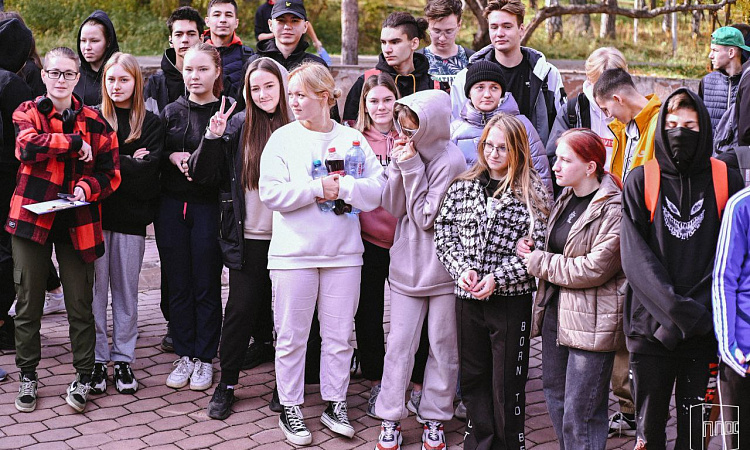 Студенты Университетского комплекса ИрГУПС провели увлекательное спортивное соревнование – Эстафета!