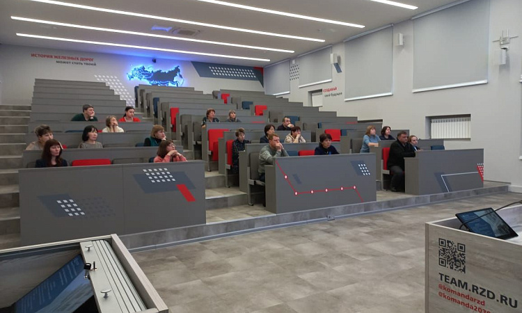 В ЗабИЖТ обсудили вопросы реализации ФГОС по физике и информатике