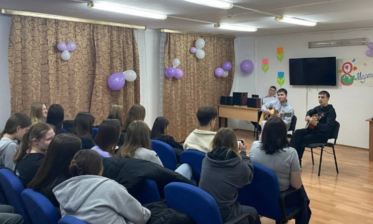 Праздничная вечеринка в общежитии N3 УУКЖТ ИрГУПС