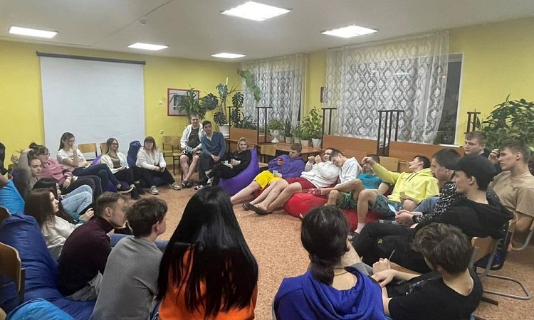 Воскресный игровой вечер!