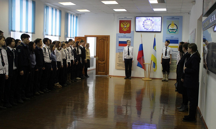 10 февраля в УУКЖТ ИрГУПС состоялась традиционная еженедельная торжественная линейка