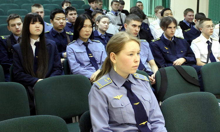 Лекция по теме "Как избежать финансового мошенничества?" состоялась в УУКЖТ ИрГУПС