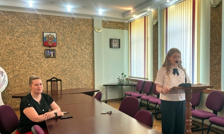 Студентка УУКЖТ ИрГУПС Кравцова Ксения участник Всероссийской научно-практической конференции АСКИТТ "Грани науки"