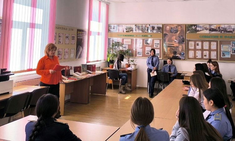 Мероприятие от библиотеки УУКЖТ ИрГУПС «Ради мира на Земле читаем книги о войне», к 80-летию Победы в Великой Отечественной войне