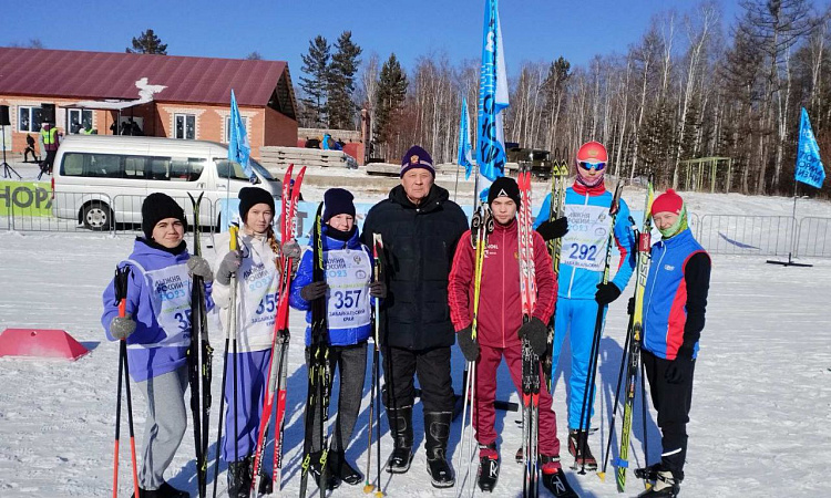 Студенты ЗабИЖТ приняли участие в гонке «Лыжня России 2023»