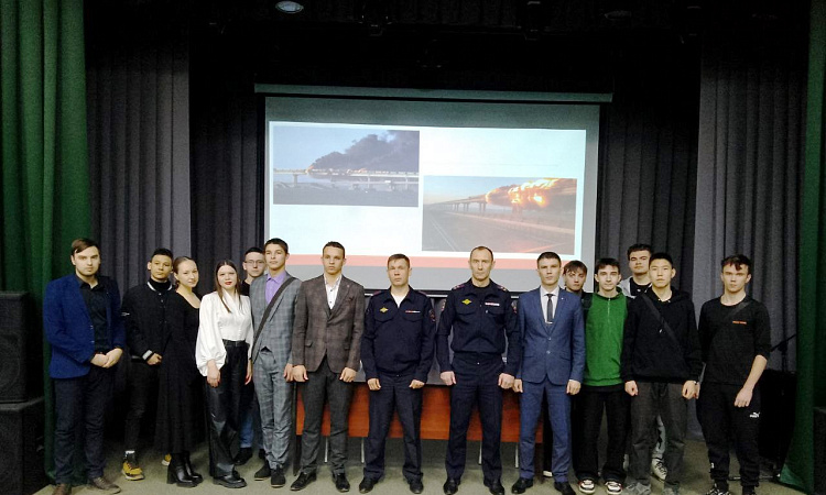 Студентам ЗабИЖТ рассказали о случаях мошенничества