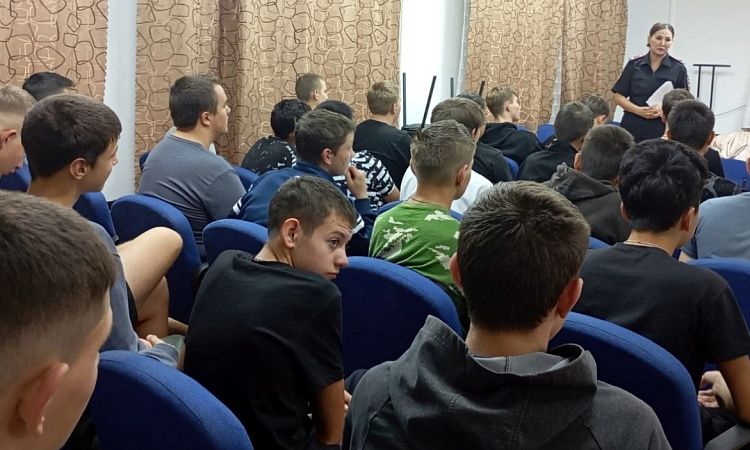 Студентов, проживающих в общежитии УУКЖТ ИрГУПС, призвали к бдительности!