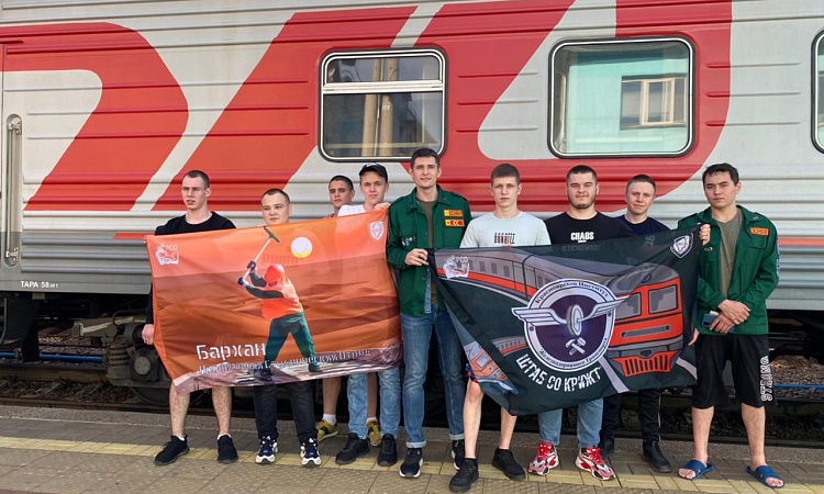 Строительный отряд "Бархан" прибыл на объект стройки БАМ 2.0