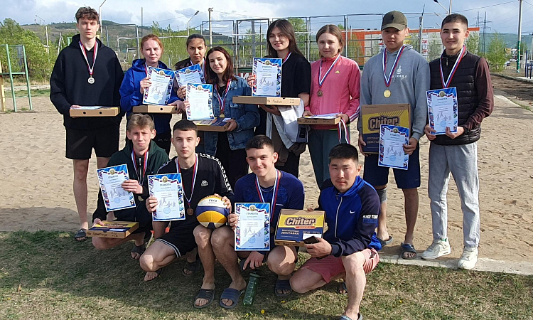 Определены победители турнира по пляжному волейболу