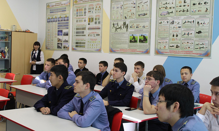 «Открытый лекторий» Студенческой лиги лекторов РБ продолжил свою деятельность в УУКЖТ ИрГУПС в лице лекторов от Улан-Удэнского авиационного техникума.