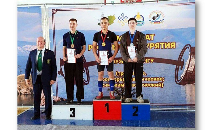 Спортивная победа Павлова Даниила по пауэрлифтингу