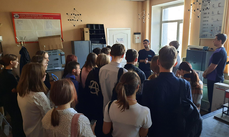 Школьники из Читы побывали в экомастерской ЗабИЖТ