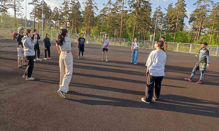 Дворовый пионербол в УУКЖТ ИрГУПС