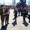 Торжественный митинг прошел у памятника железнодорожникам