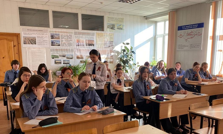 Акция "Георгиевская лента" в УУКЖТ ИрГУПС