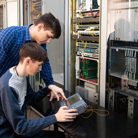 Иркутский государственный университет путей сообщения обновляет учебные лаборатории 