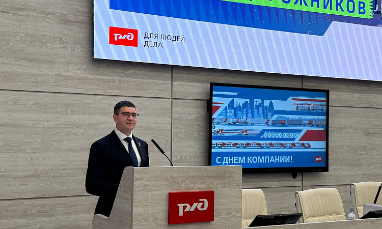 Лекцию для студентов ЗабИЖТ провел начальник Забайкальской магистрали Владимир Антонец