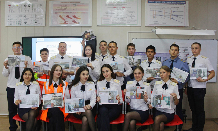 Конкурс "20 лет ОАО "РЖД" состоялся 27 сентября среди студентов 9 специальностей УУКЖТ ИрГУПС.
