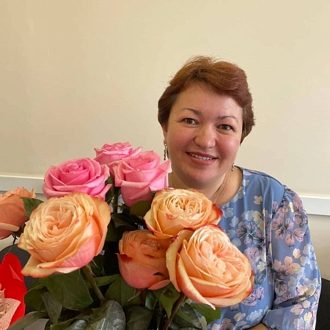 Поздравляем с Днём Рождения Галину Вадимовну Тугаринову