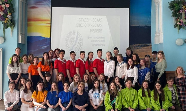 Студенты медицинского колледжа ЖТ ИрГУПС приняли участие в Студенческой  экологической неделе, проводимой в городе Иркутске