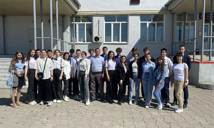 Выездная учебная практика студентов ЧТЖТ прошла на станции Кадала