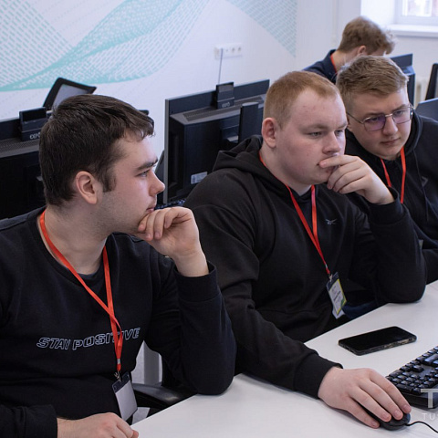 Сборная команда с участием ИрГУПС победила в IT-марафоне «Карьерный код» Сборная команда с участием ИрГУПС победила в IT-марафоне «Карьерный код»