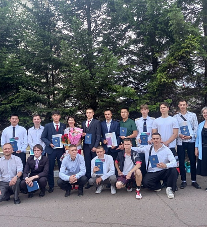 Юбилейный выпуск специальности "Сварочное производство" в УУКЖТ ИрГУПС