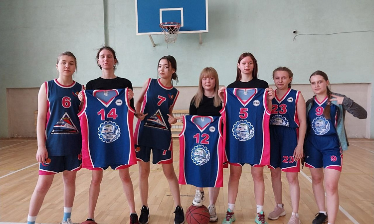 Команда УУКЖТ ИрГУПС по баскетболу (девушки) приняла участие в Республиканской студенческой спартакиаде