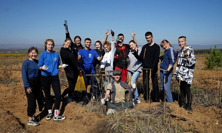 Студенты ЗабИЖТ приняли участие в акции «Zа лес»