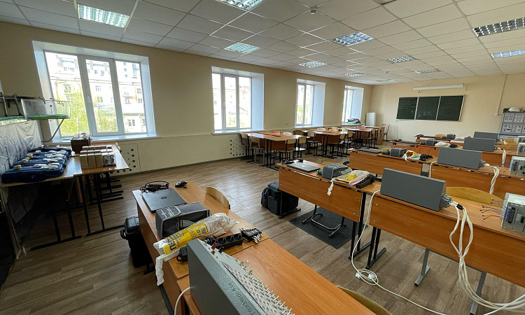 Демоэкзамен выпускников специальности «Электроснабжение» состоялся в ЧТЖТ