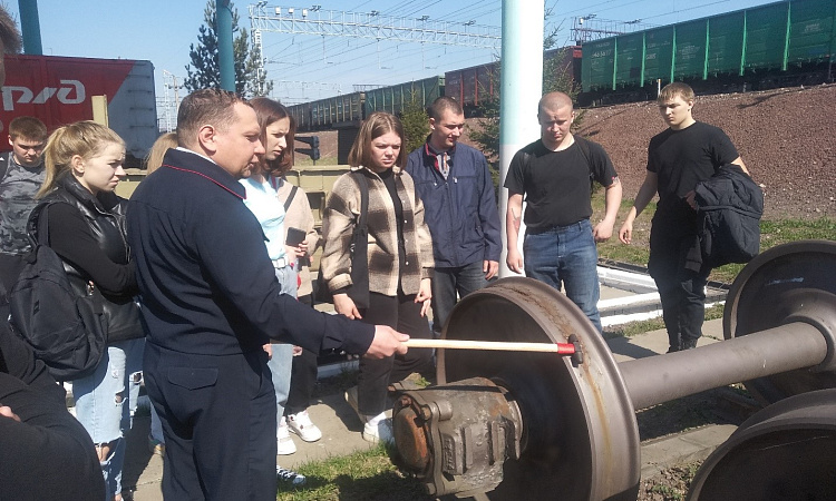 Экскурсия студентов КТЖТ на Кораснояроск-Восточный